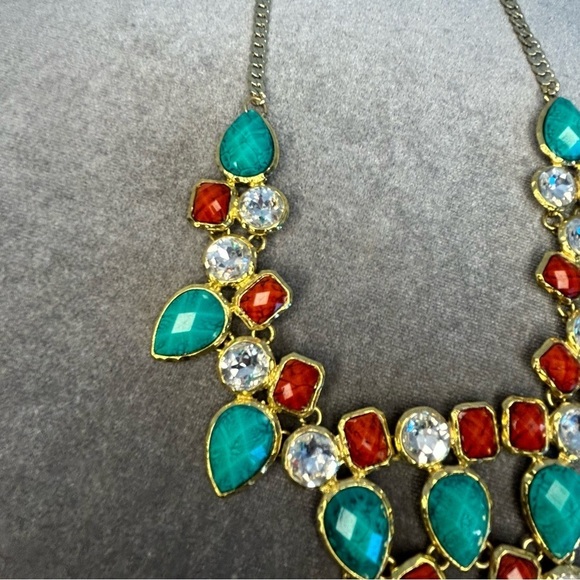 AMRITA Singh Crystal Dune Bib Necklace Turquoise/Coral - Picture 6 of 10
